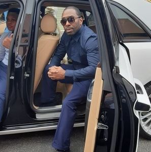 Meet your Posher, Ronald